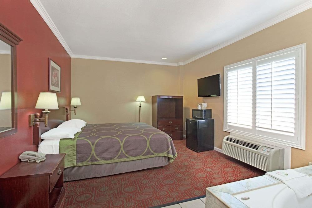 Super 8 By Wyndham North Hollywood Motel Los Angeles Bagian luar foto